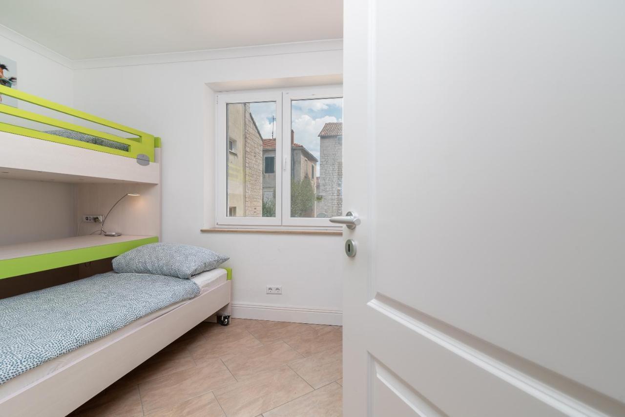 Bella Vista Kth Lejlighed Trogir Eksteriør billede